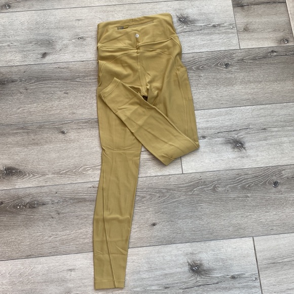 COPY - LuLu Lemon fleece lined leggings - Picture 3 of 4